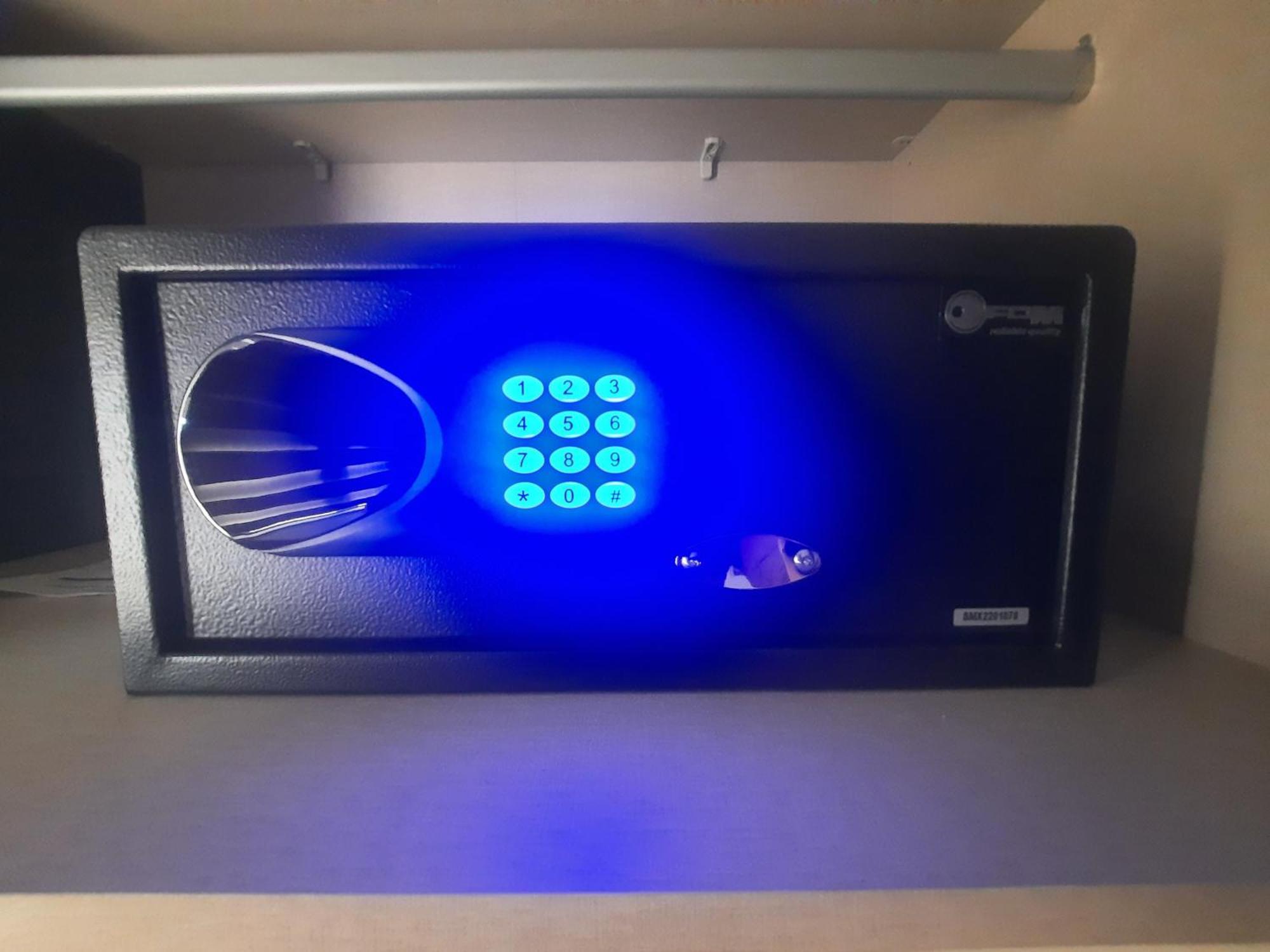 Apartman Lux-Besplatno Koriscenje Zasebne Garaze سريمسكا ميتروفيكا المظهر الخارجي الصورة